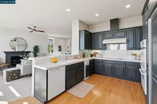905 Dana Highlands Ct, Lafayette, CA 94549 - Photo 9