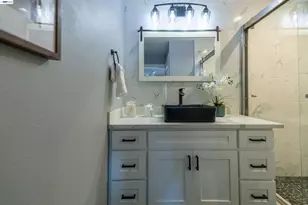 16004 Wellington Way, Castro Valley, CA 94578 - Photo 25