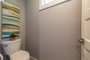 16004 Wellington Way, Castro Valley, CA 94578 - Photo 33
