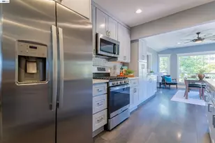 16004 Wellington Way, Castro Valley, CA 94578 - Photo 13