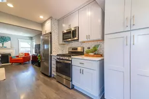 16004 Wellington Way, Castro Valley, CA 94578 - Photo 9