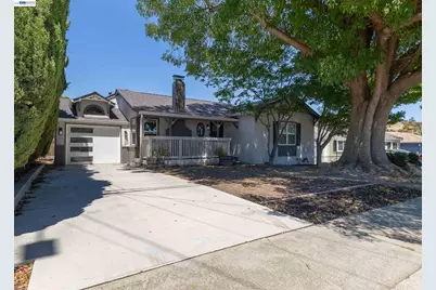 16004 Wellington Way, Castro Valley, CA 94578 - Photo 3