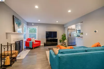 16004 Wellington Way, Castro Valley, CA 94578 - Photo 7