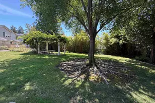 27787 Vasona Ct, Hayward, CA 94544 - Photo 21