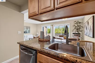 27787 Vasona Ct #13, Hayward, CA 94544 - Photo 19