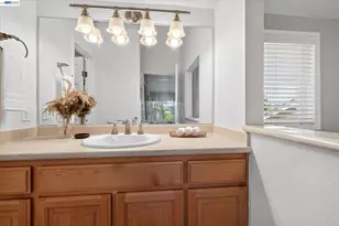 27787 Vasona Ct, Hayward, CA 94544 - Photo 31