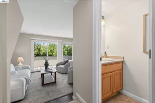 27787 Vasona Ct, Hayward, CA 94544 - Photo 13