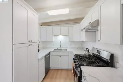 1020 Barbara Ln, San Pablo, CA 94806 - Photo 9