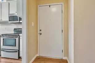 121 Buckingham Dr, Santa Clara, CA 95051 - Photo 7