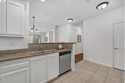3360 Maguire Way #140, Dublin, CA 94568 - Photo 7