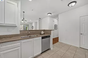 3360 Maguire Way, Dublin, CA 94568 - Photo 7