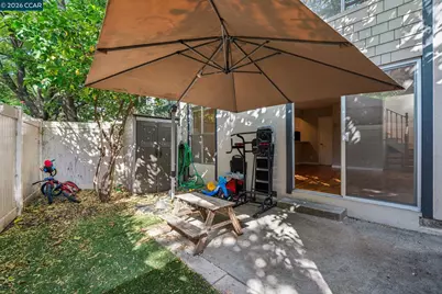 2035 Sierra Rd #4, Concord, CA 94518 - Photo 21