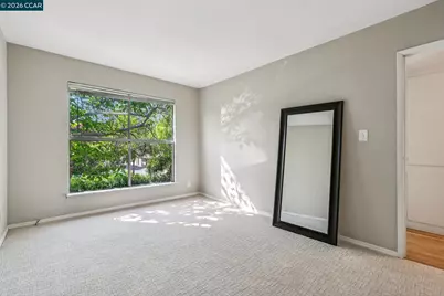 2035 Sierra Rd #4, Concord, CA 94518 - Photo 15