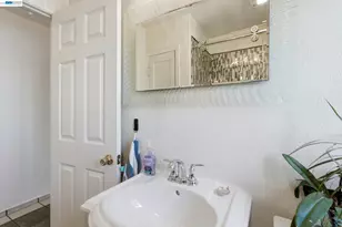 24025 2nd St, Hayward, CA 94541 - Photo 43