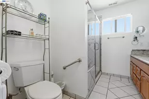 9034 Birch St, Oakland, CA 94603 - Photo 37