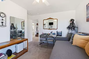 9034 Birch St, Oakland, CA 94603 - Photo 11