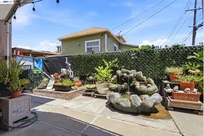 9034 Birch St, Oakland, CA 94603 - Photo 51