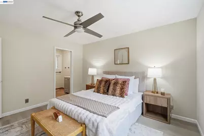 92 Welle Rd, Crockett, CA 94525 - Photo 25