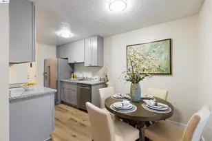 2131 Northwood Cir, Concord, CA 94520 - Photo 1