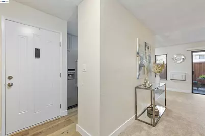 2131 Northwood Cir #D, Concord, CA 94520 - Photo 5