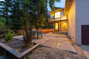 4685 Commonwealth Dr, Oakland, CA 94605 - Photo 41