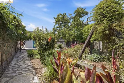 608 43rd St, Richmond, CA 94805 - Photo 27