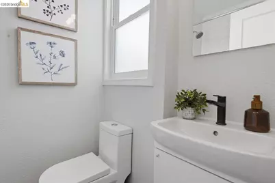 608 43rd St, Richmond, CA 94805 - Photo 21