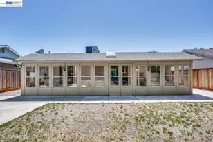 1271 Hollyhock St, Livermore, CA 94551 - Photo 31