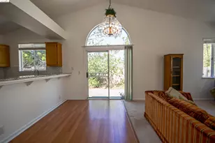 240 Seabury St, Suisun City, CA 94585 - Photo 31