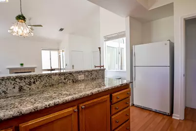 240 Seabury St., Suisun City, CA 94585 - Photo 7