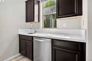 1787 Branson Ct, Lathrop, CA 95330 - Photo 29