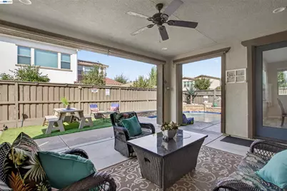 1787 Branson Court, Lathrop, CA 95330 - Photo 35