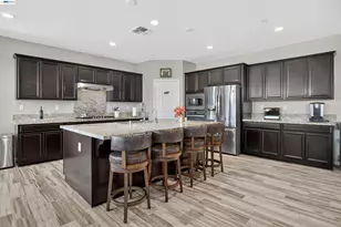 1787 Branson Ct, Lathrop, CA 95330 - Photo 9