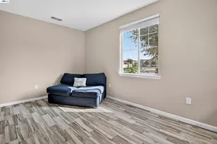 1787 Branson Ct, Lathrop, CA 95330 - Photo 27