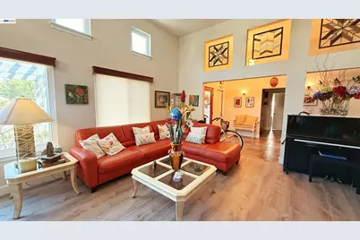 406 Stanford St, Vacaville, CA 95687 - Photo 3