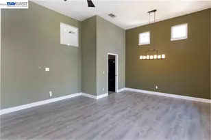 406 Stanford St, Vacaville, CA 95687 - Photo 3