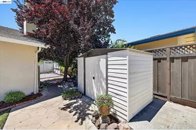 2360 Hampton Rd, Livermore, CA 94550 - Photo 41