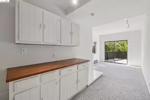 2558 Hilgard Ave, Berkeley, CA 94709 - Photo 47