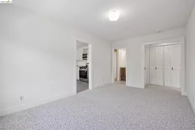 2558 Hilgard Ave, Berkeley, CA 94709 - Photo 49