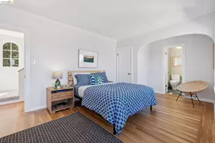 2558 Hilgard Ave, Berkeley, CA 94709 - Photo 21