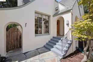 2558 Hilgard Ave, Berkeley, CA 94709 - Photo 3