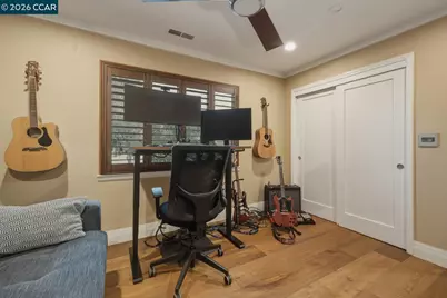 917 Hamilton Dr, Pleasant Hill, CA 94523 - Photo 23