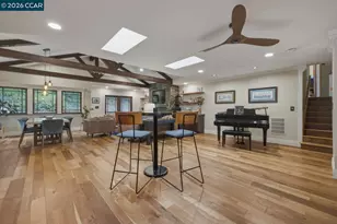917 Hamilton Dr, Pleasant Hill, CA 94523 - Photo 9
