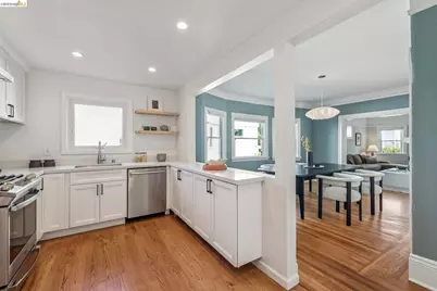 758 61st St, Oakland, CA 94609 - Photo 27
