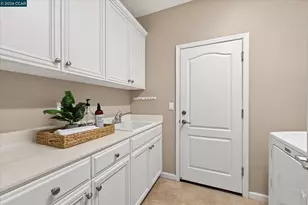 8023 Westport Cir, Discovery Bay, CA 94505 - Photo 29
