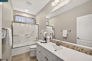 8023 Westport Cir, Discovery Bay, CA 94505 - Photo 27