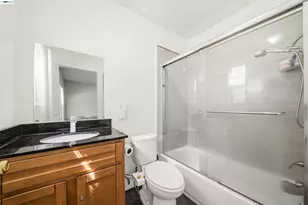 3229 MacArthur Blvd, Oakland, CA 94602 - Photo 19