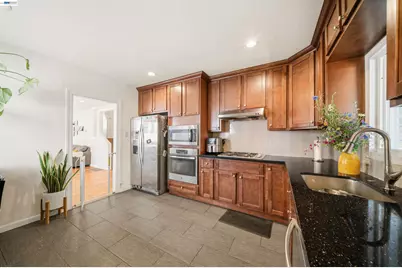 3229 Macarthur Blvd, Oakland, CA 94602 - Photo 11