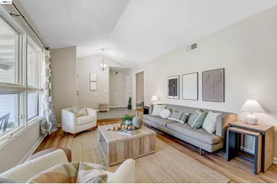 380 Springpark Cir, San Jose, CA 95136 - Photo 9