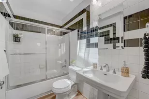 380 Springpark Cir, San Jose, CA 95136 - Photo 39